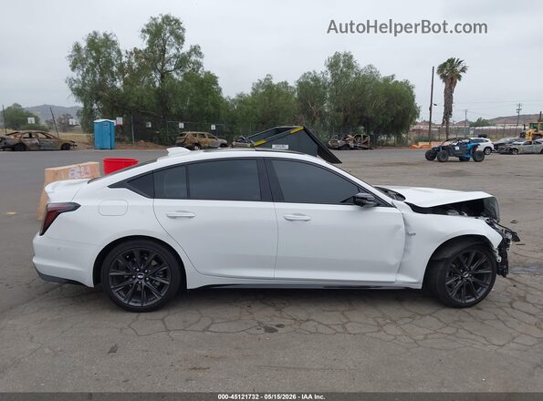 1G6DP5RK2S0104302 2025 CADILLAC CT5 White Սալոնի հետևի տեսք