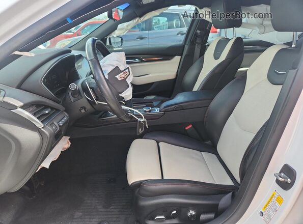 1G6DP5RK6M0115855 2021 CADILLAC CT5 White წინა სალონის ხედი