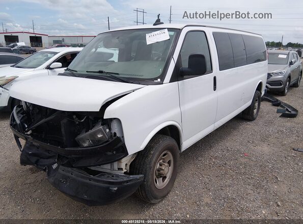 1GAZGNFP2N1267901 2022 CHEVROLET EXPRESS Белый Передняя левая четверть