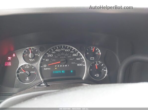 1GAZGPFG2H1172982 2017 CHEVROLET EXPRESS White უკანა სავარძლების ხედი