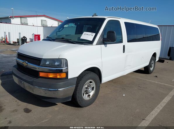 1GAZGPFG6J1260701 2018 CHEVROLET EXPRESS White Przód lewy