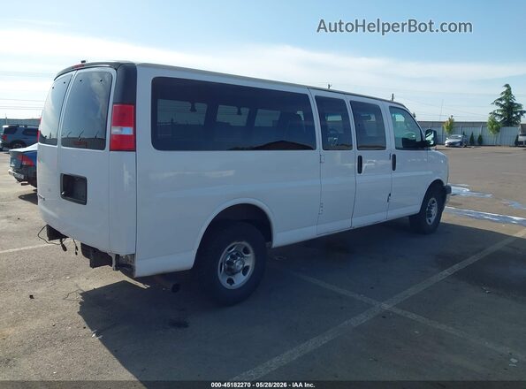 1GAZGPFG6J1260701 2018 CHEVROLET EXPRESS White Tył prawy