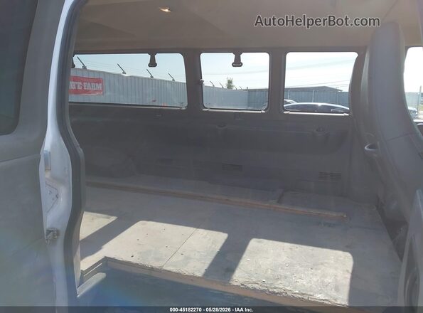 1GAZGPFG6J1260701 2018 CHEVROLET EXPRESS White Widok naklejki z numerem VIN