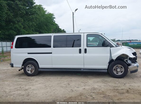 1GAZGPFG6K1226579 2019 CHEVROLET EXPRESS White Սալոնի հետևի տեսք