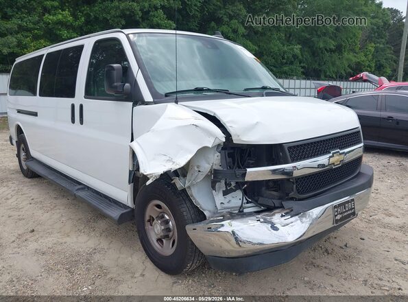 1GAZGPFG6K1226579 2019 CHEVROLET EXPRESS White Դիմացի տեսք