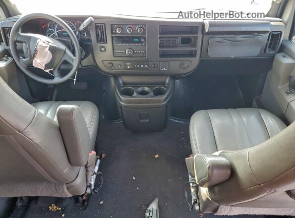 1GAZGPFP4R1202176 2024 CHEVROLET EXPRESS White Vista del salpicadero