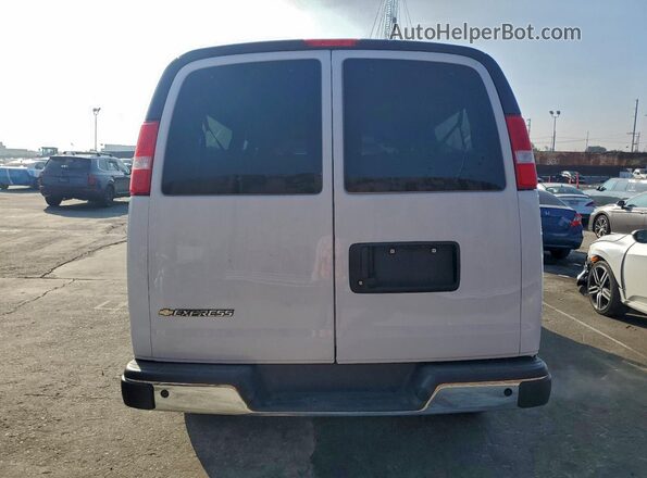1GAZGPFP4R1202176 2024 CHEVROLET EXPRESS White Vista trasera