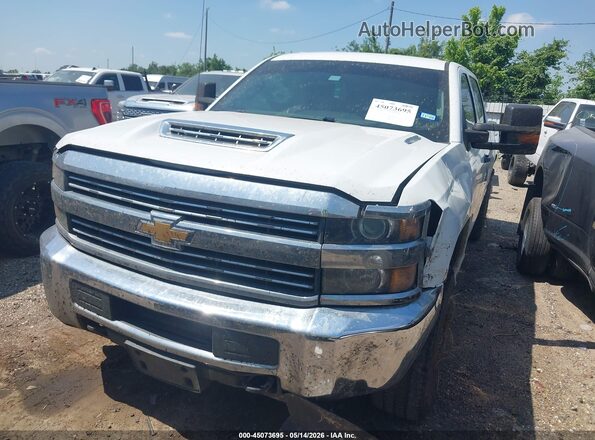 1GC1KUEY7JF136127 2018 CHEVROLET SILVERADO Белый Вид щитка приборов
