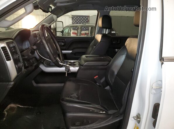 1GC1KWEG1JF147305 2018 CHEVROLET 2500 White 