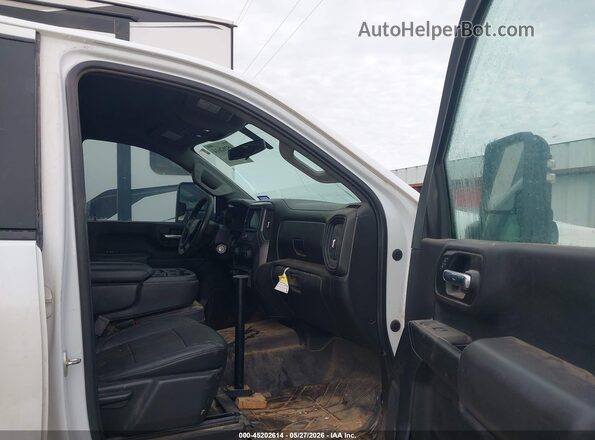 1GC1YLE70MF281076 2021 CHEVROLET SILVERADO White Front interior view
