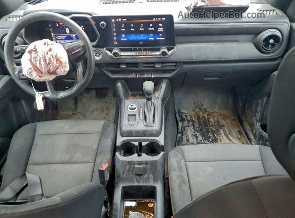 1GCGTBEC7P1134772 2023 CHEVROLET COLORADO White Widok deski rozdzielczej