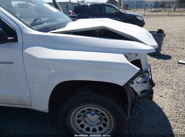 1GCGTBEC7P1207722 2023 CHEVROLET COLORADO White 360 interior view