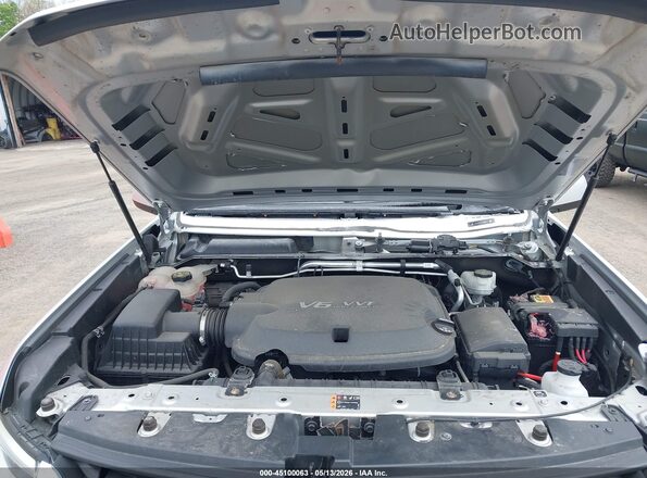 1GCGTBEN0L1208075 2020 CHEVROLET COLORADO Silver Rear view