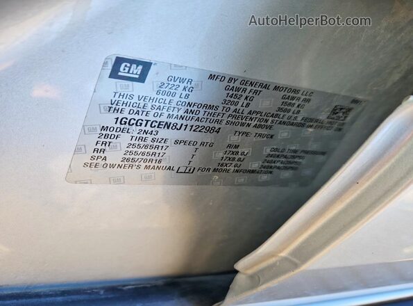 1GCGTCEN8J1122984 2018 CHEVROLET COLORADO Silver 