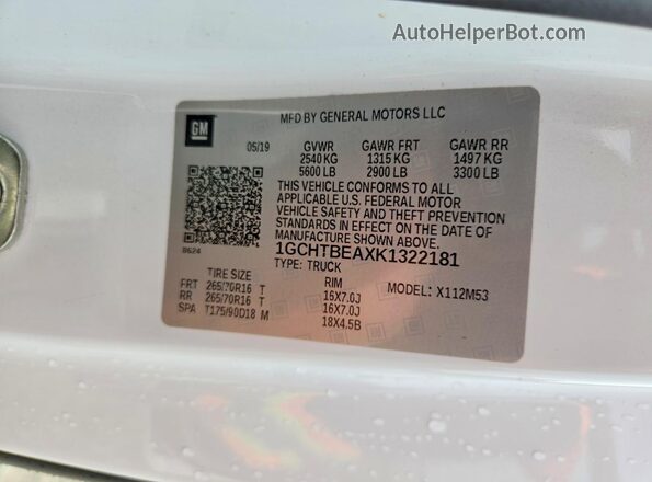 1GCHTBEAXK1322181 2019 CHEVROLET COLORADO White Vista del compartimento del motor