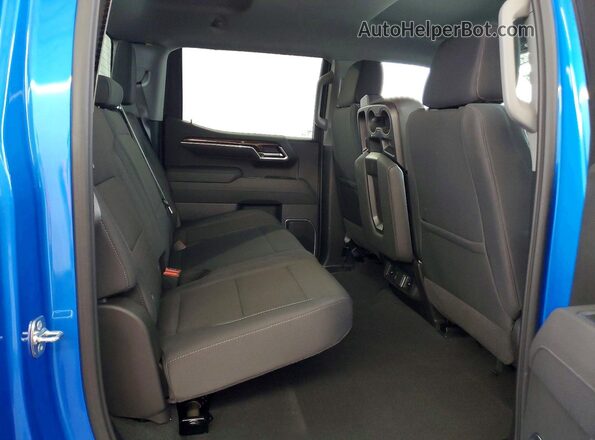 1GCPADED2TZ190561 2026 CHEVROLET SILVERADO Blue Widok wnętrza z tyłu