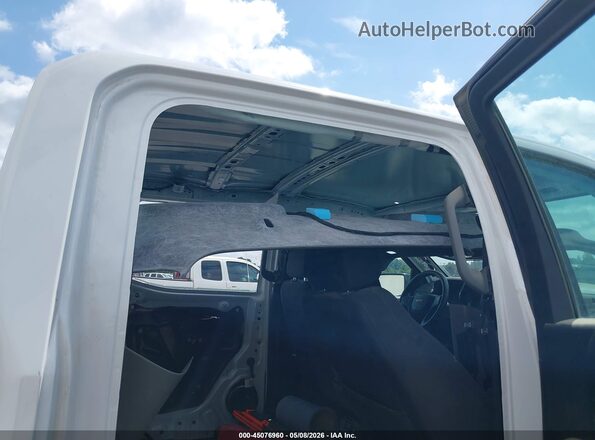 1GCPDAEKXRZ241009 2024 CHEVROLET SILVERADO White Սալոնի հետևի տեսք