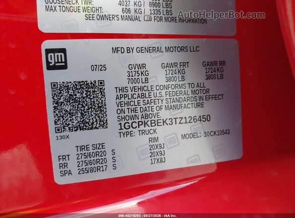 1GCPKBEK3TZ126450 2026 CHEVROLET SILVERADO Red Vista del compartimento del motor