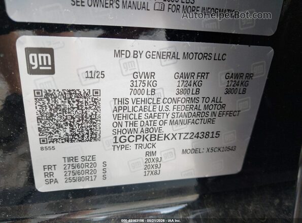 1GCPKBEKXTZ243815 2026 CHEVROLET SILVERADO Black Widok komory silnika