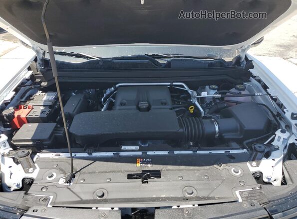 1GCPSBEK6S1154031 2025 CHEVROLET COLORADO White Вид задньої частини салону