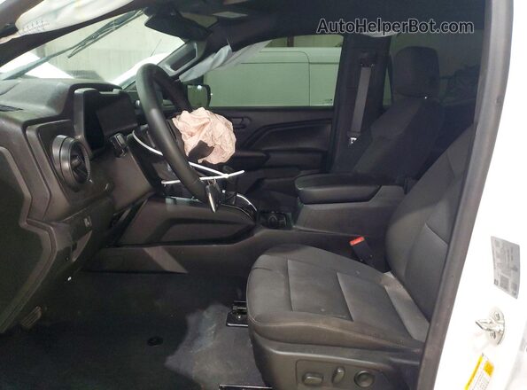1GCPSBEK7S1239718 2025 CHEVROLET COLORADO White Вид салону спереду