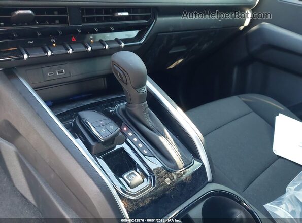 1GCPSBEK9T1232691 2026 CHEVROLET COLORADO Silver Vista del salpicadero