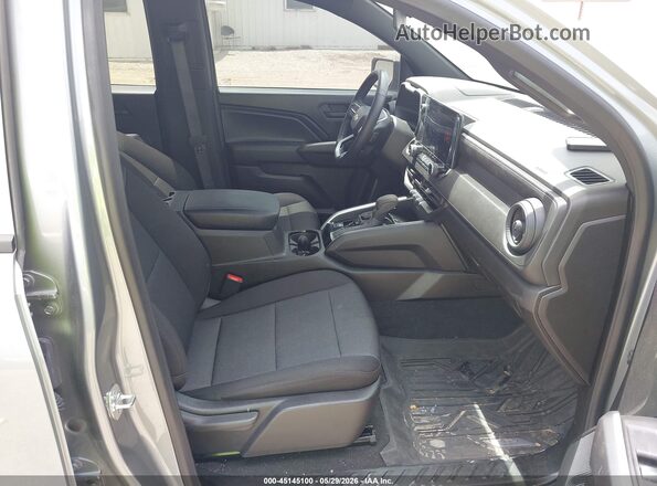 1GCPSBEKXS1245996 2025 CHEVROLET COLORADO Silver Front interior view