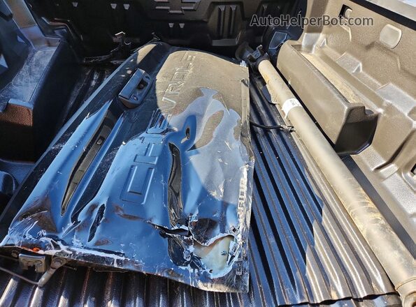 1GCPTCEK4T1165386 2026 CHEVROLET COLORADO Black Widok komory silnika