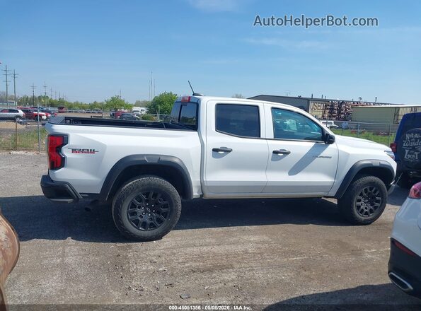 1GCPTEEK0R1108400 2024 CHEVROLET COLORADO White Вид задньої частини салону