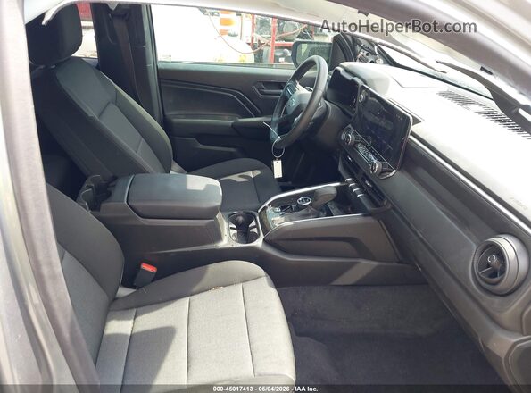 1GCPTEEK5T1112434 2026 CHEVROLET COLORADO Синий Вид салона спереди
