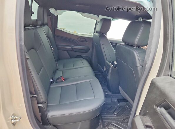 1GCPTEEK5T1130352 2026 CHEVROLET COLORADO Желто-коричневый Вид задних сидений