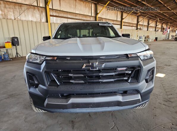 1GCPTEEK9R1317568 2024 CHEVROLET COLORADO White Вид спереду