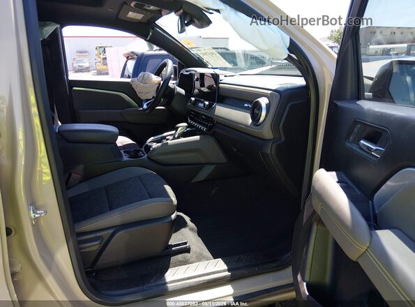 1GCPTFEKXR1149879 2024 CHEVROLET COLORADO Tan Front interior view