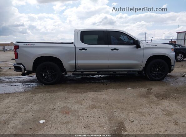 1GCPYBEK2MZ253190 2021 CHEVROLET SILVERADO Gray Rear interior view