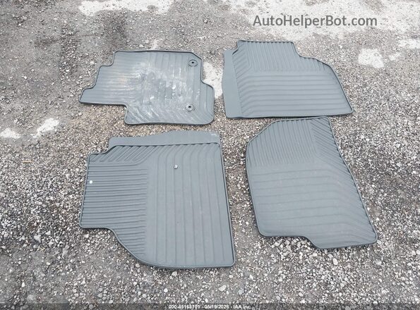 1GCPYCEF9LZ182173 2020 CHEVROLET SILVERADO Silver 