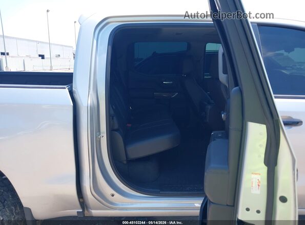 1GCPYFED3LZ374883 2020 CHEVROLET SILVERADO Silver Widok naklejki z numerem VIN