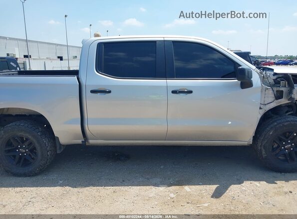 1GCPYFED3LZ374883 2020 CHEVROLET SILVERADO Silver Widok wnętrza 360 stopni