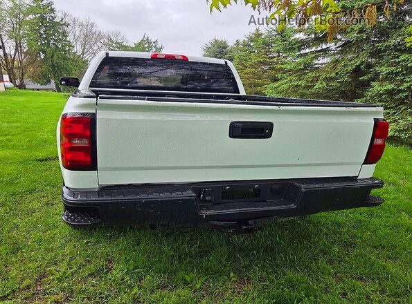 1GCRCNEH6JZ272690 2018 CHEVROLET 1500 White Widok wnętrza z tyłu