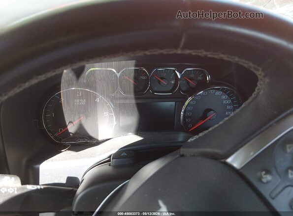 1GCUKREC0HF160097 2017 CHEVROLET SILVERADO Red Հետևի նստատեղերի տեսք