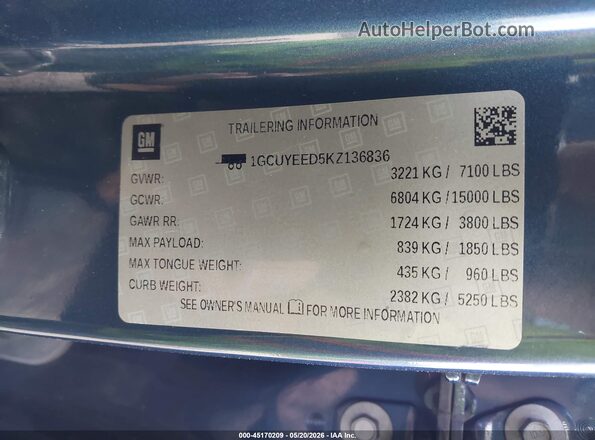 1GCUYEED5KZ136836 2019 CHEVROLET SILVERADO Blue Vista del compartimento del motor
