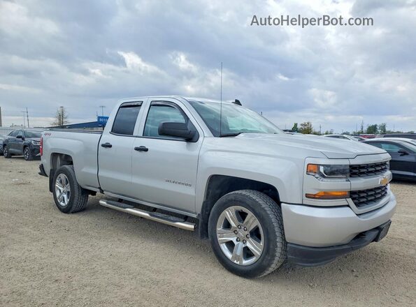 1GCVKPEC6JZ362892 2018 CHEVROLET SILVERADO Серебряный 