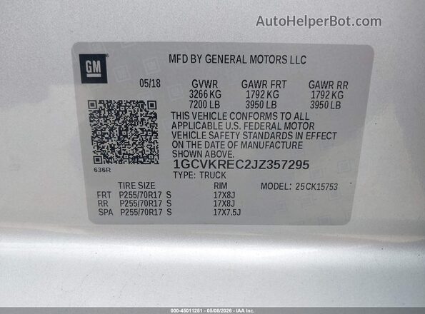 1GCVKREC2JZ357295 2018 CHEVROLET SILVERADO Silver Շարժիչի բաժամունքի տեսք