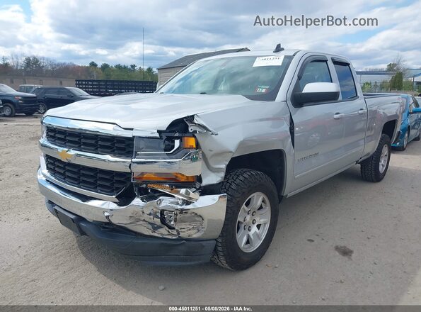 1GCVKREC2JZ357295 2018 CHEVROLET SILVERADO Silver Դիմացի տեսք