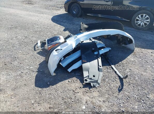 1GCVKREC3HZ191248 2017 CHEVROLET SILVERADO White Սարքավորումների վահանակի տեսք