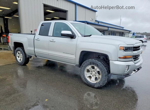 1GCVKREC8JZ358385 2018 CHEVROLET SILVERADO Silver 