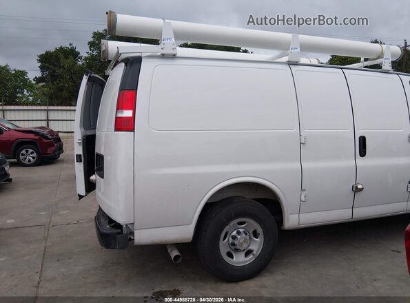 1GCWGAF78S1270672 2025 CHEVROLET EXPRESS White 