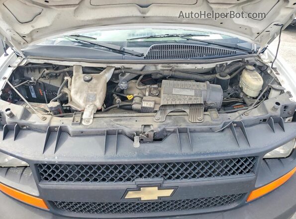 1GCWGAFF0G1234473 2016 CHEVROLET EXPRESS White Engine compartment view