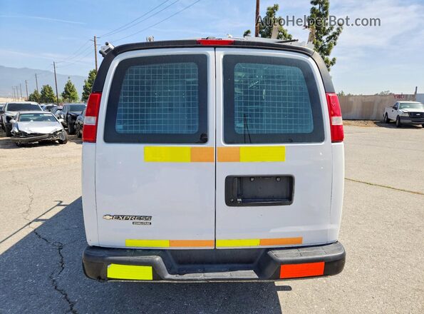 1GCWGAFF0G1234473 2016 CHEVROLET EXPRESS White Rear view