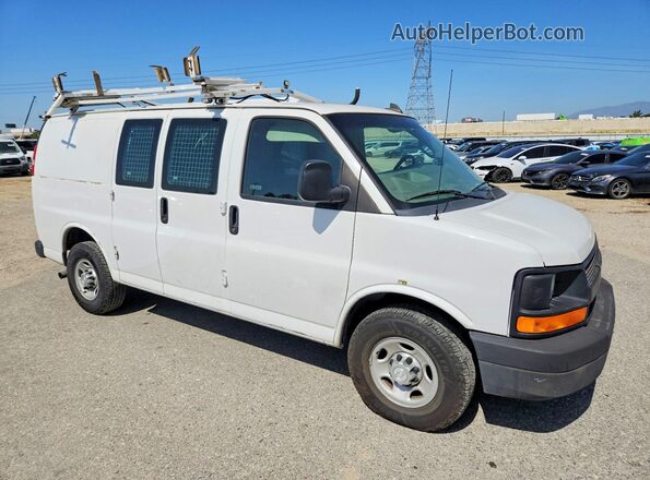1GCWGAFF0G1234473 2016 CHEVROLET EXPRESS White Front right