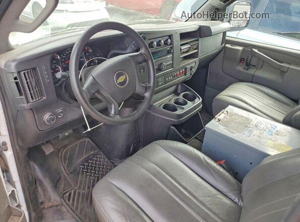 1GCWGAFF0G1234473 2016 CHEVROLET EXPRESS White Dashboard view